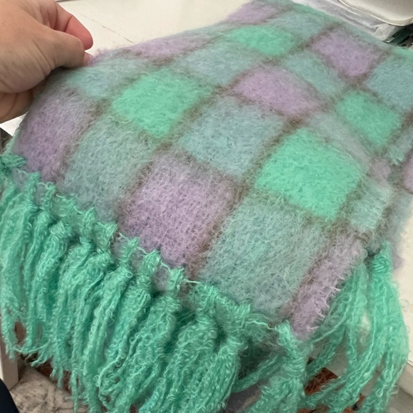 Vintage Donegal Design of Ireland Mohair Scarf - Picture 1 of 2